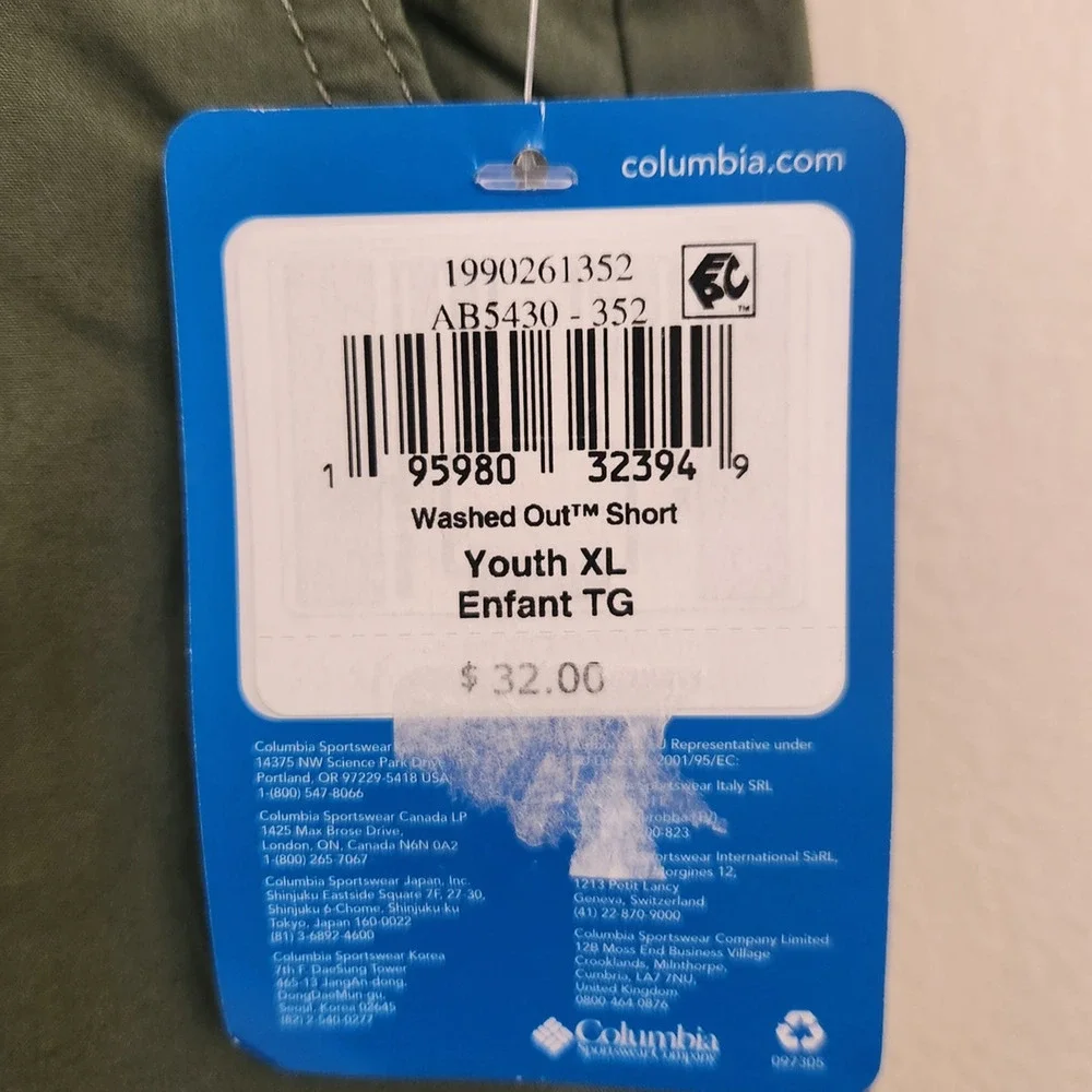 NWT Columbia Washed Out Boy's Shorts Hiking Athletic Green XL